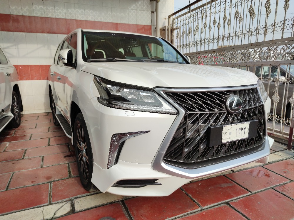 Lexus LX